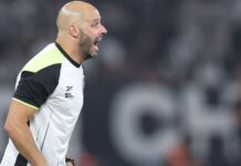 Botafogo acerta a contratação do técnico Franclim Carvalho; veja tempo de contrato