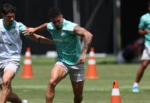 Paulinho participa de parte do treino com o grupo do Palmeiras em reapresentação na Bahia – Nosso Palestra