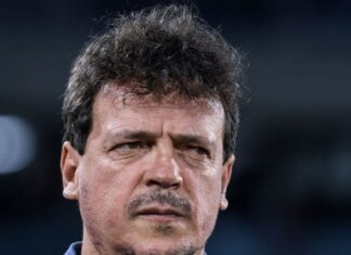 Diniz no Corinthians: Resenha da Rodada projeta chegada de técnico e até ‘mudança de posição’ de jogador