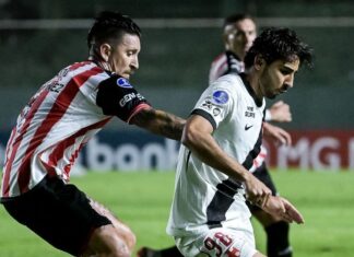 Vasco não aproveita expulsão, e reservas empatam com Barracas Central em estreia na Sul-Americana