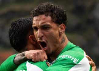 Antony corrige ‘erro’ do Betis e mantém vivo sonho de título europeu e vaga na Champions League