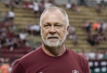 “Fiquei quieto porque respeito os mais velhos”: Ex-Fluminense e Real Madrid fala sobre treta com ex-técnico do Grêmio