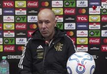 Jardim destaca postura do Flamengo e valoriza vitória na altitude