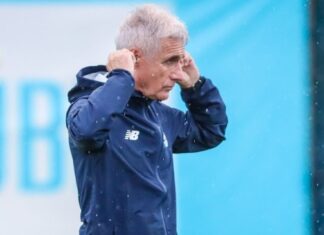 Resumão da coletiva: Luís Castro detona desempenho do Grêmio, cita mental dos jogadores e critério para o Gre-Nal