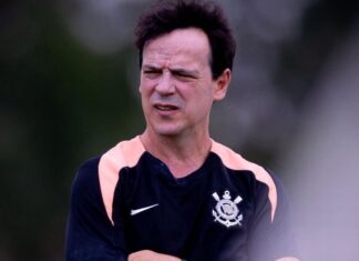 Diniz quer recuperar no Corinthians dupla que vê como fundamental para seu estilo