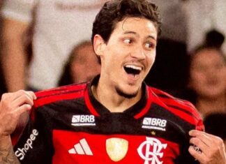 Pedro brilha com dois gols e se torna maior artilheiro do século pelo Flamengo