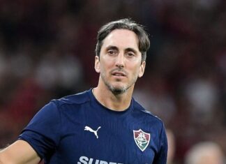 O ‘efeito Zubeldía’ que embala Fluminense para estreia em casa na Libertadores e o que assistir no Disney+