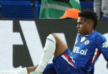 Estêvão sofre nova lesão e sequência de problemas acende alerta no Chelsea e na Seleção