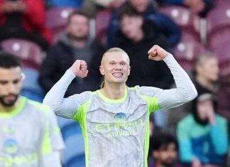 City sofre mais do que o esperado, mas confirma roteiro que incendeia Premier League