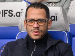 Chelsea: Elenco expõe falhas de Rosenior e clube define perfil ‘ideal’ para novo técnico