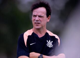 Fora da temporada! Corinthians confirmada +1 baixa e jogador de Fernando Diniz não joga mais em 2026
