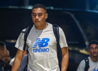 Carlos Vinícius desabafa após noite ‘do contra’ pelo Grêmio: “é triste” – Portal do Gremista