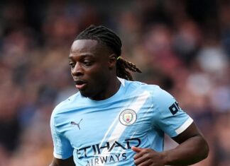 Doku tinha razão: Xodó de Guardiola deixa Manchester City vivo na caça ao Arsenal