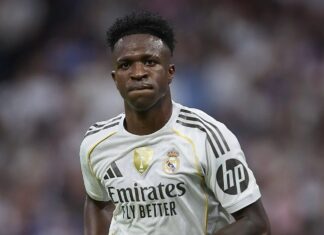‘Houve acordo inicial’: Vinicius Júnior quase fechou com Barcelona antes do Real Madrid