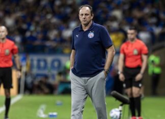 Protestos fervem no Bahia e torcida pelo demissão de Ceni antes de jogo contra o Grêmio – Portal do Gremista