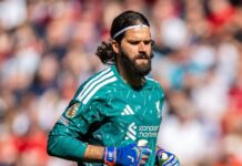 Na volta de Alisson, brasileiros convocados passam ilesos na última rodada da Premier League