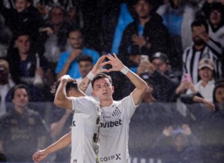 Na Vila Belmiro, Santos FC vence o Vitória pelo placar de 3 a 1 – Santos Futebol Clube