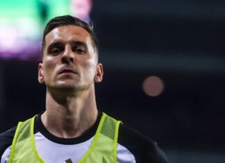 Atacante da Juventus assume: ‘Interrompia os treinos para ir chorar no banheiro’