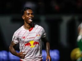 Helinho é alvo antigo do Fluminense e dirigentes fizeram primeiros contatos, detalha jornalista