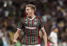 Montenegro apresenta argumento para defender Castillo no Fluminense: “Não dá para avaliar”