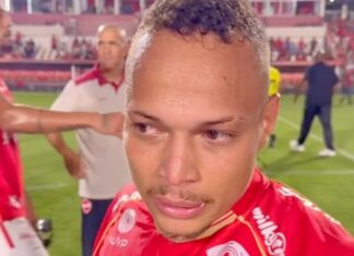 Ex-Grêmio, Janderson marca no fim e coloca o Vila Nova na liderança da Série B – Portal do Gremista