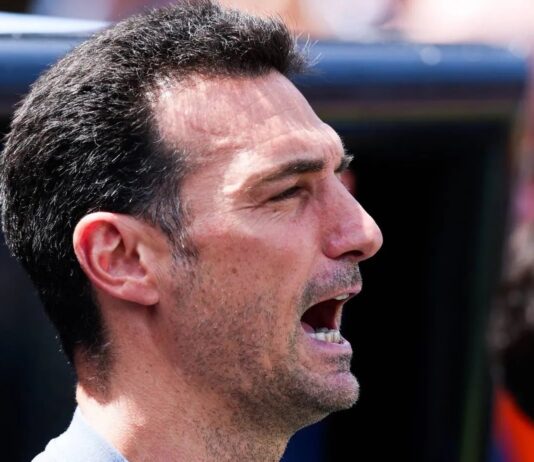 Como a AFA trabalha para evitar a saída de Scaloni da seleção argentina