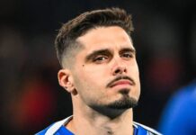 Pedro Neto entra na mira de rival do Chelsea na Premier League