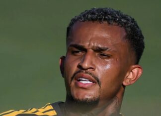 Wesley retorna aos gramados após corte pré-Copa, mas é notícia negativa para Roma em 1º teste