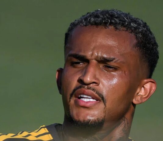 Wesley retorna aos gramados após corte pré-Copa, mas é notícia negativa para Roma em 1º teste