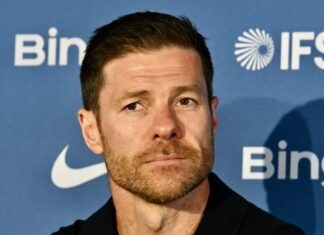 Chelsea lidera corrida por ídolo de rival e confirma nova política de mercado com Xabi Alonso
