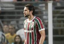Zagueiro projeta Fluminense recuperando pontos contra o Vitória