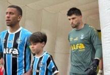 Com escândalos de arbitragem, Grêmio vence o GreNal 448