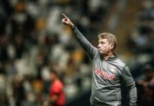 Red Bull Bragantino demite o técnico Fernando Seabra após a derrota para o Vasco