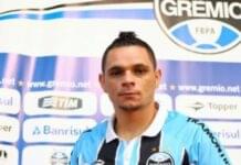 Relembre a briga dos jogadores Pará e Lucas Coelho no treino do Grêmio