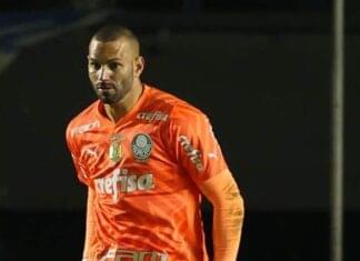 Grêmio volta a negociar com jogador do Palmeiras