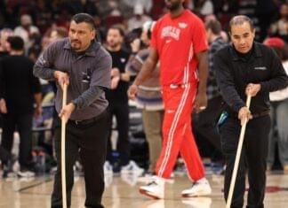 Partida entre Chicago Bulls e Miami Heat é adiada na NBA por umidade excessiva na quadra